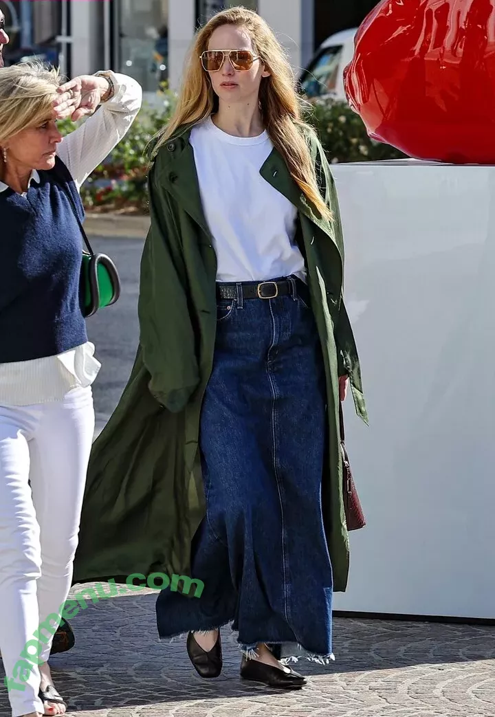 Jennifer Lawrence nude photo #1107 (1jnnf / jennifer.lawrence)