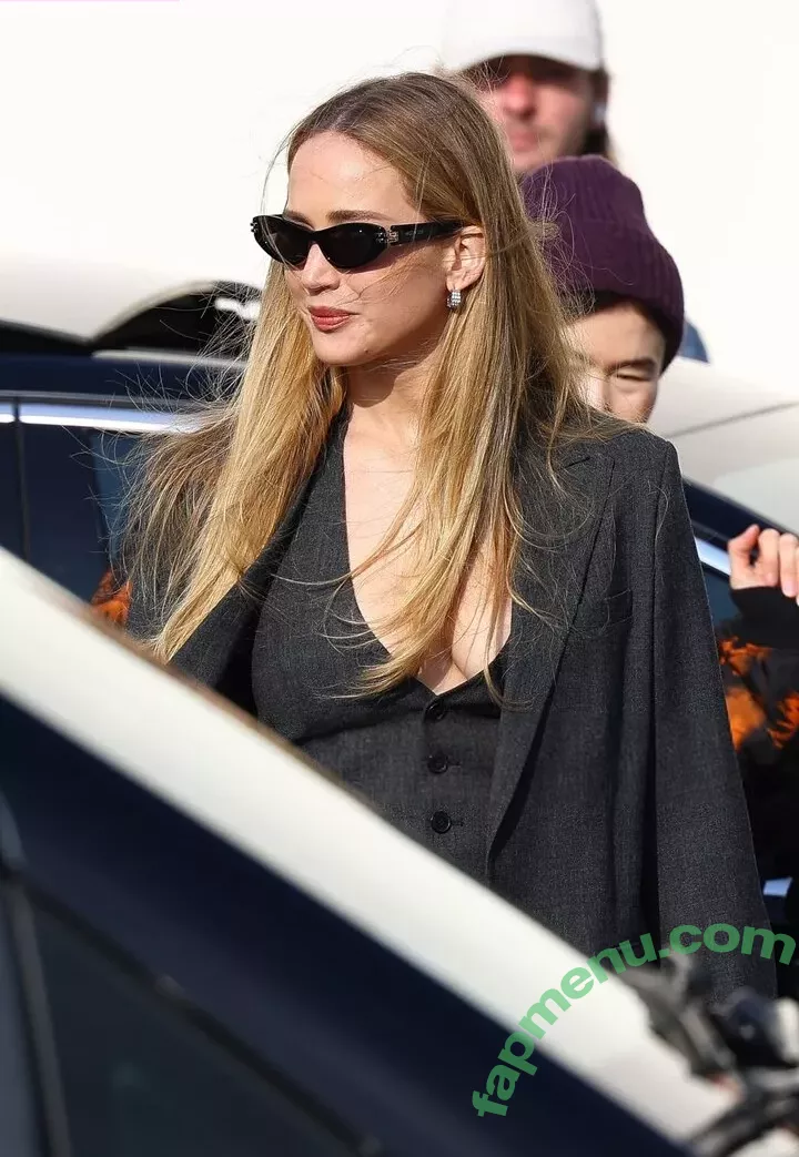 Jennifer Lawrence nude photo #1150 (1jnnf / jennifer.lawrence)