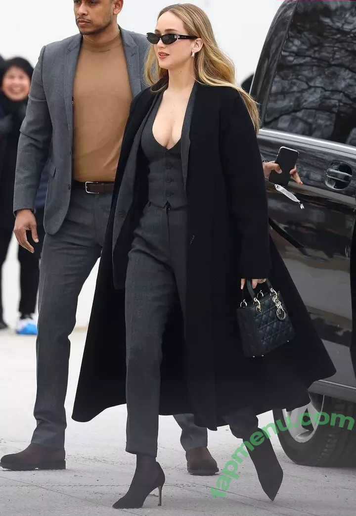 Jennifer Lawrence nude photo #1159 (1jnnf / jennifer.lawrence)