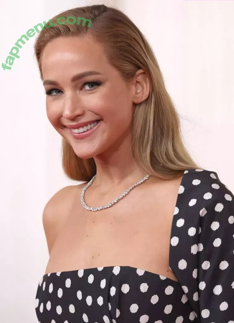 Jennifer Lawrence nude photo #1213 (1jnnf / jennifer.lawrence)