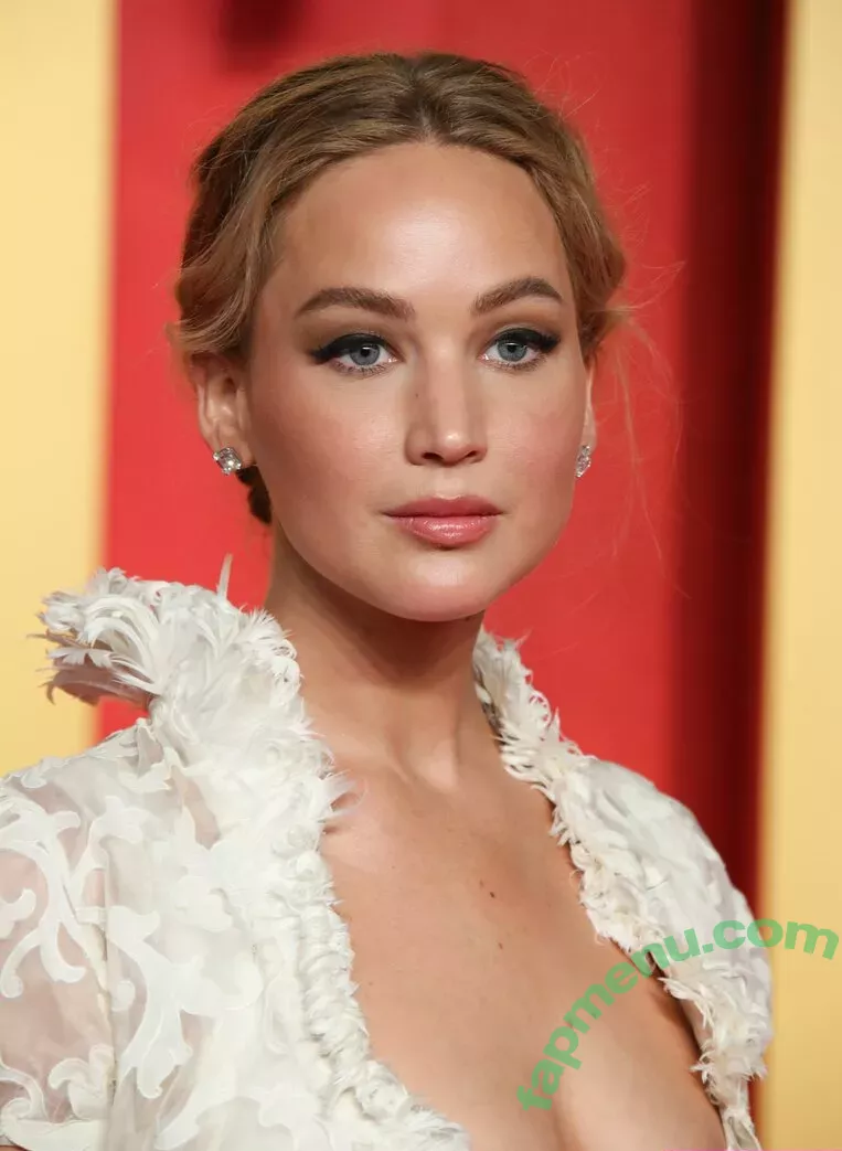 Jennifer Lawrence nude photo #1237 (1jnnf / jennifer.lawrence)