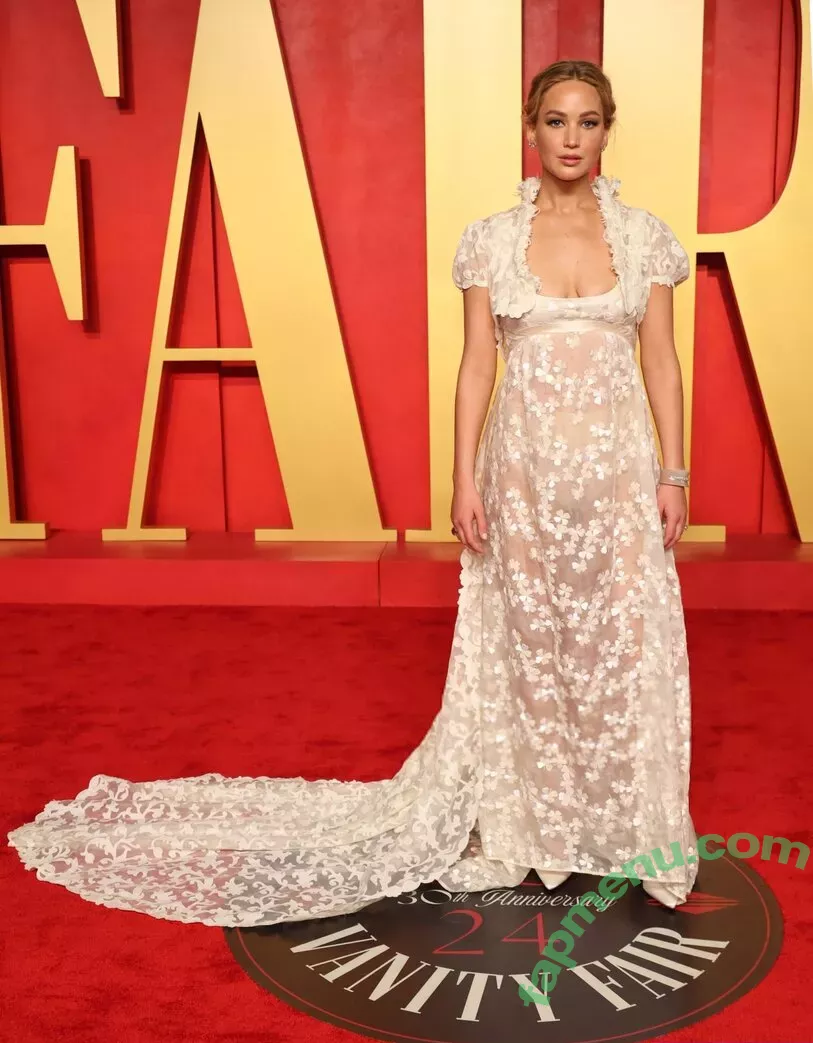 Jennifer Lawrence nude photo #1248 (1jnnf / jennifer.lawrence)