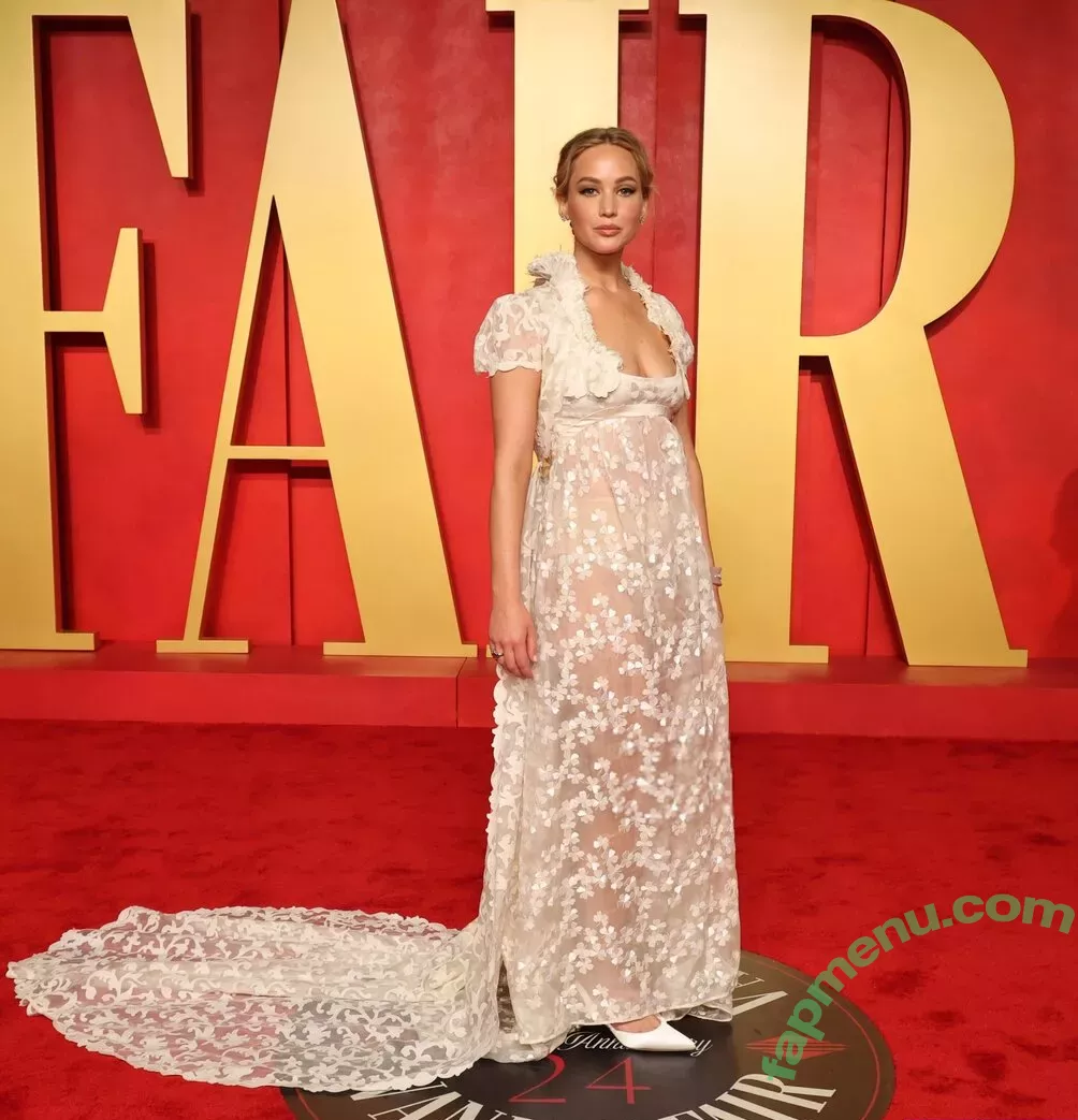 Jennifer Lawrence nude photo #1251 (1jnnf / jennifer.lawrence)