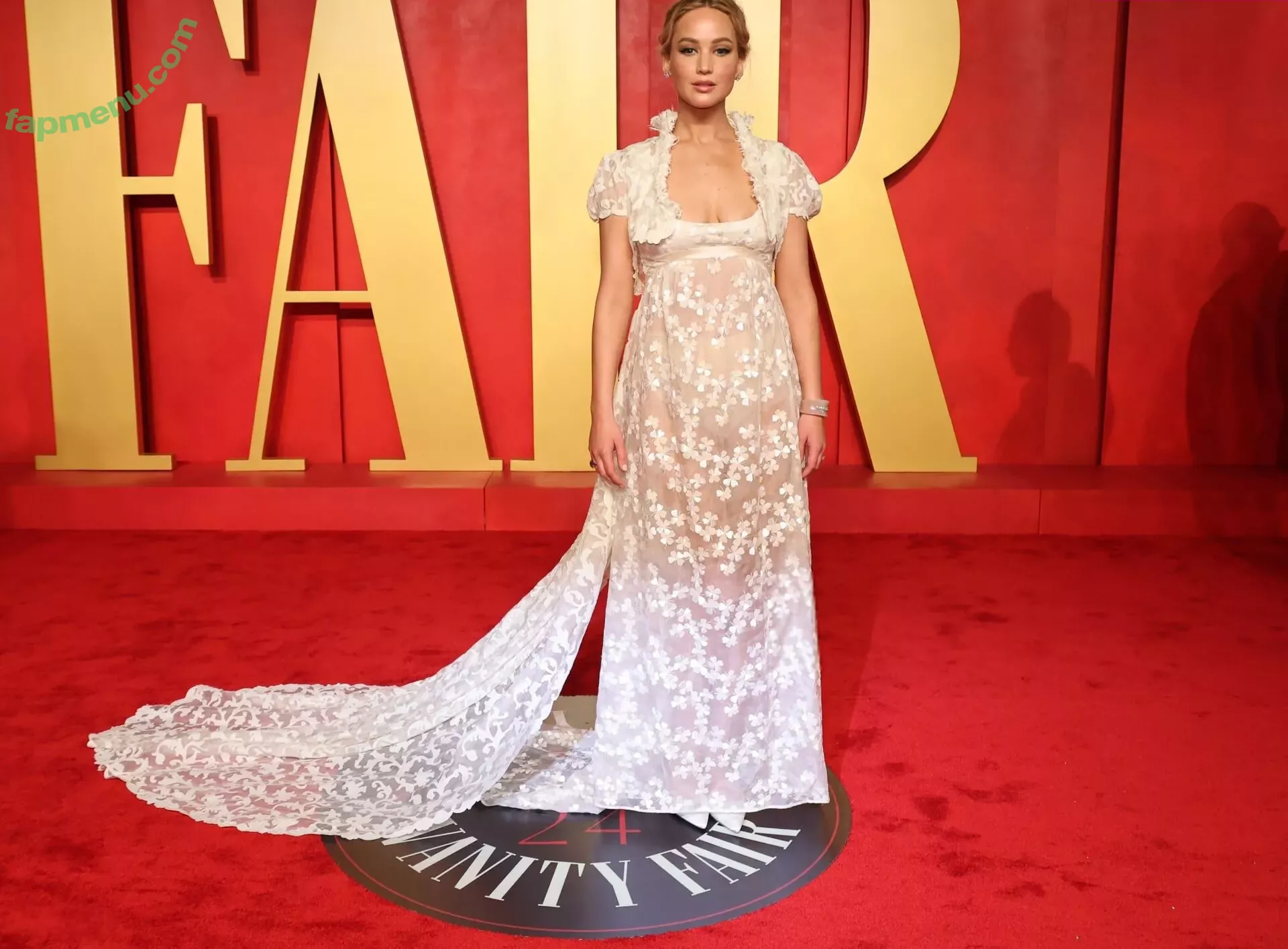 Jennifer Lawrence nude photo #1252 (1jnnf / jennifer.lawrence)