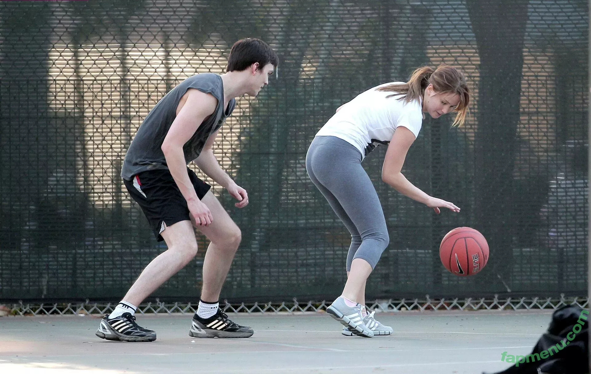 Jennifer Lawrence nude photo #1367 (1jnnf / jennifer.lawrence)