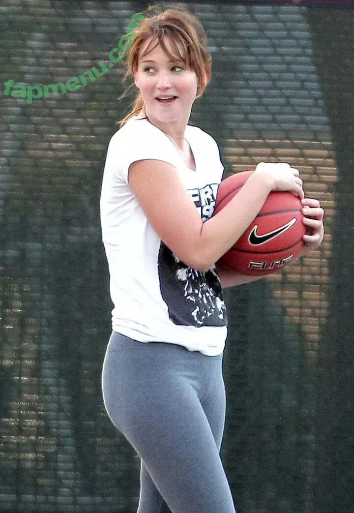 Jennifer Lawrence nude photo #1370 (1jnnf / jennifer.lawrence)