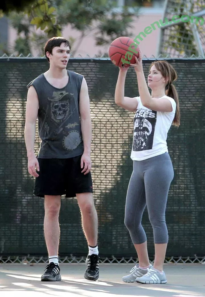 Jennifer Lawrence nude photo #1385 (1jnnf / jennifer.lawrence)