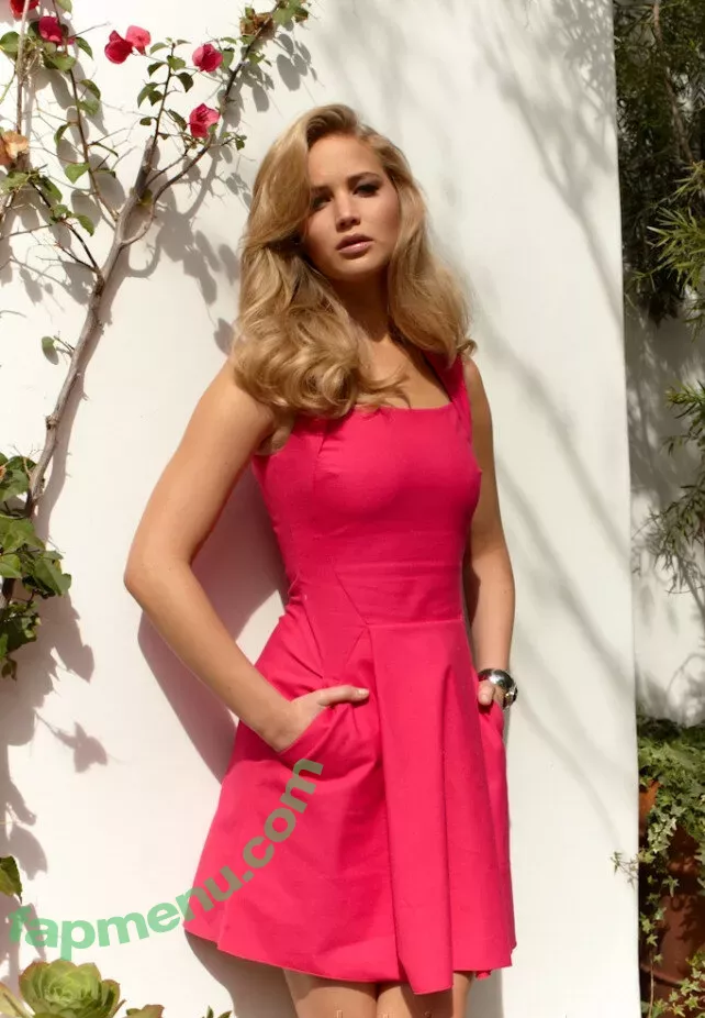 Jennifer Lawrence nude photo #1386 (1jnnf / jennifer.lawrence)