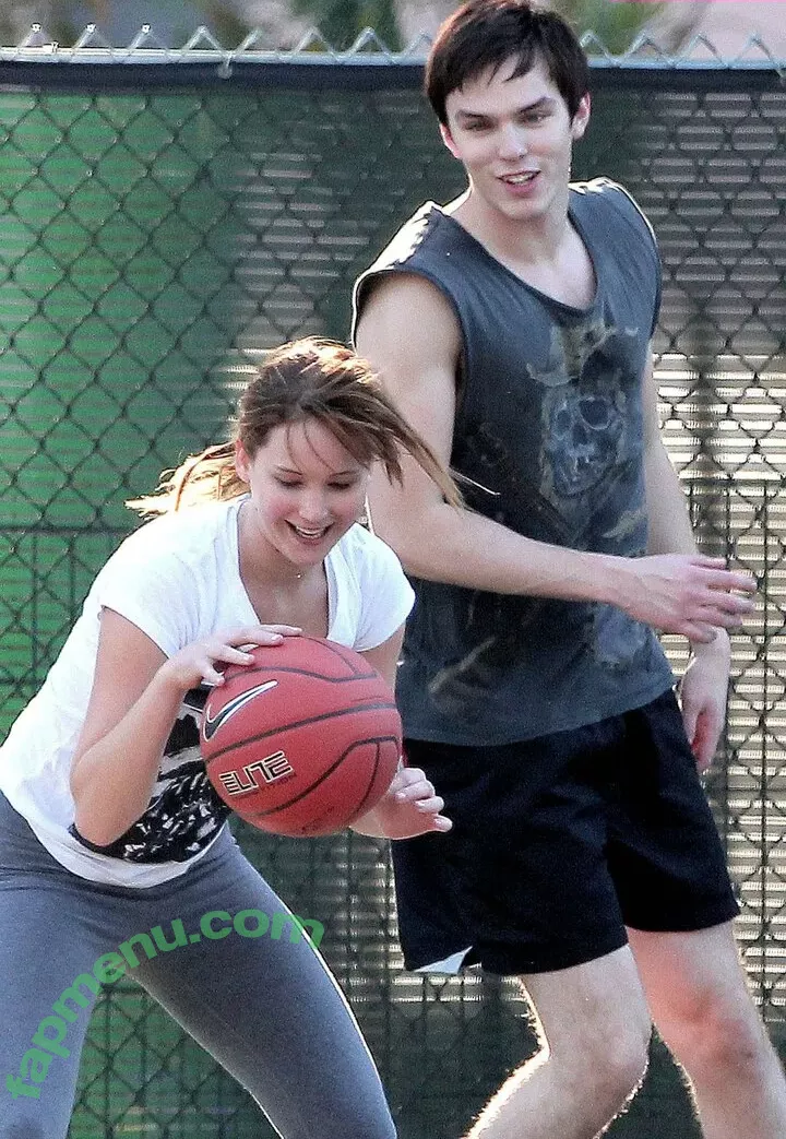 Jennifer Lawrence nude photo #1389 (1jnnf / jennifer.lawrence)