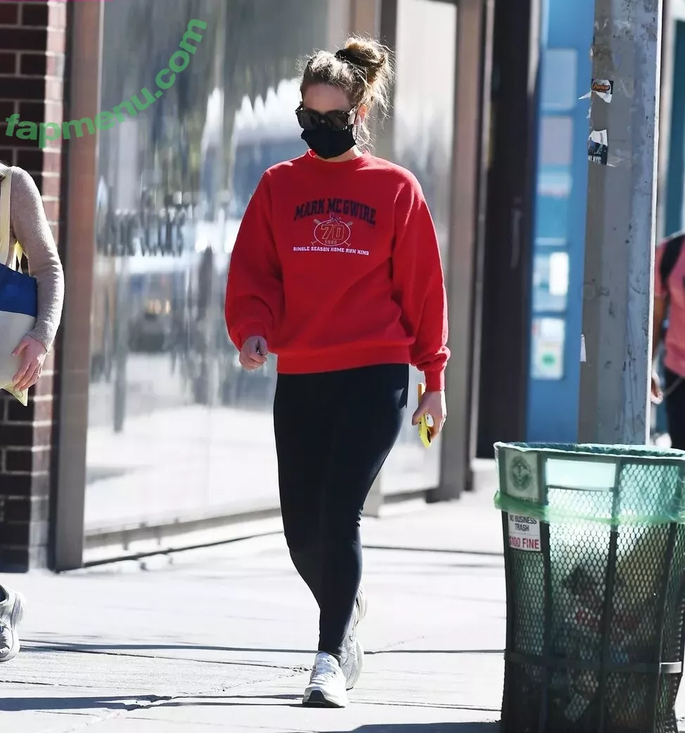 Jennifer Lawrence nude photo #1495 (1jnnf / jennifer.lawrence)