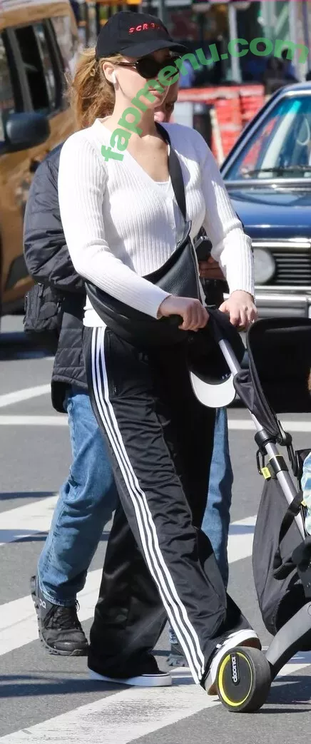 Jennifer Lawrence nude photo #1508 (1jnnf / jennifer.lawrence)