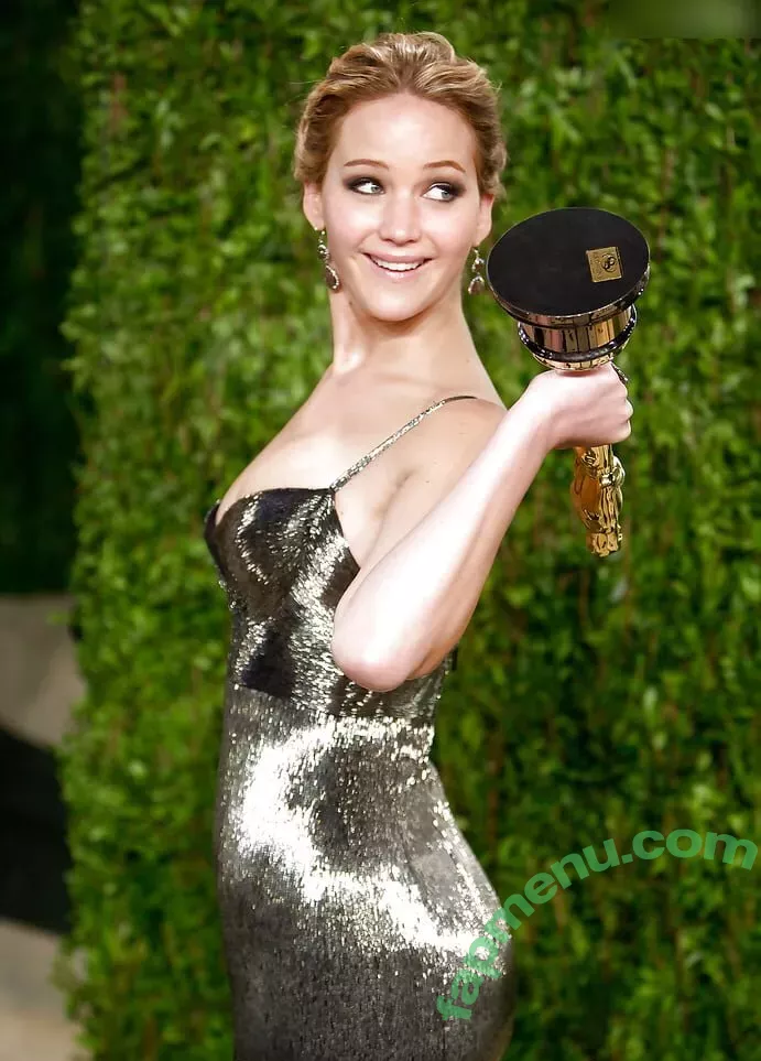 Jennifer Lawrence nude photo #1723 (1jnnf / jennifer.lawrence)