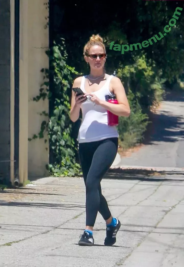 Jennifer Lawrence nude photo #1864 (1jnnf / jennifer.lawrence)