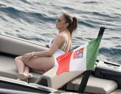 Jennifer Lopez / JLo / jennifer_jlo / jenniferlopez nude photo #3329
