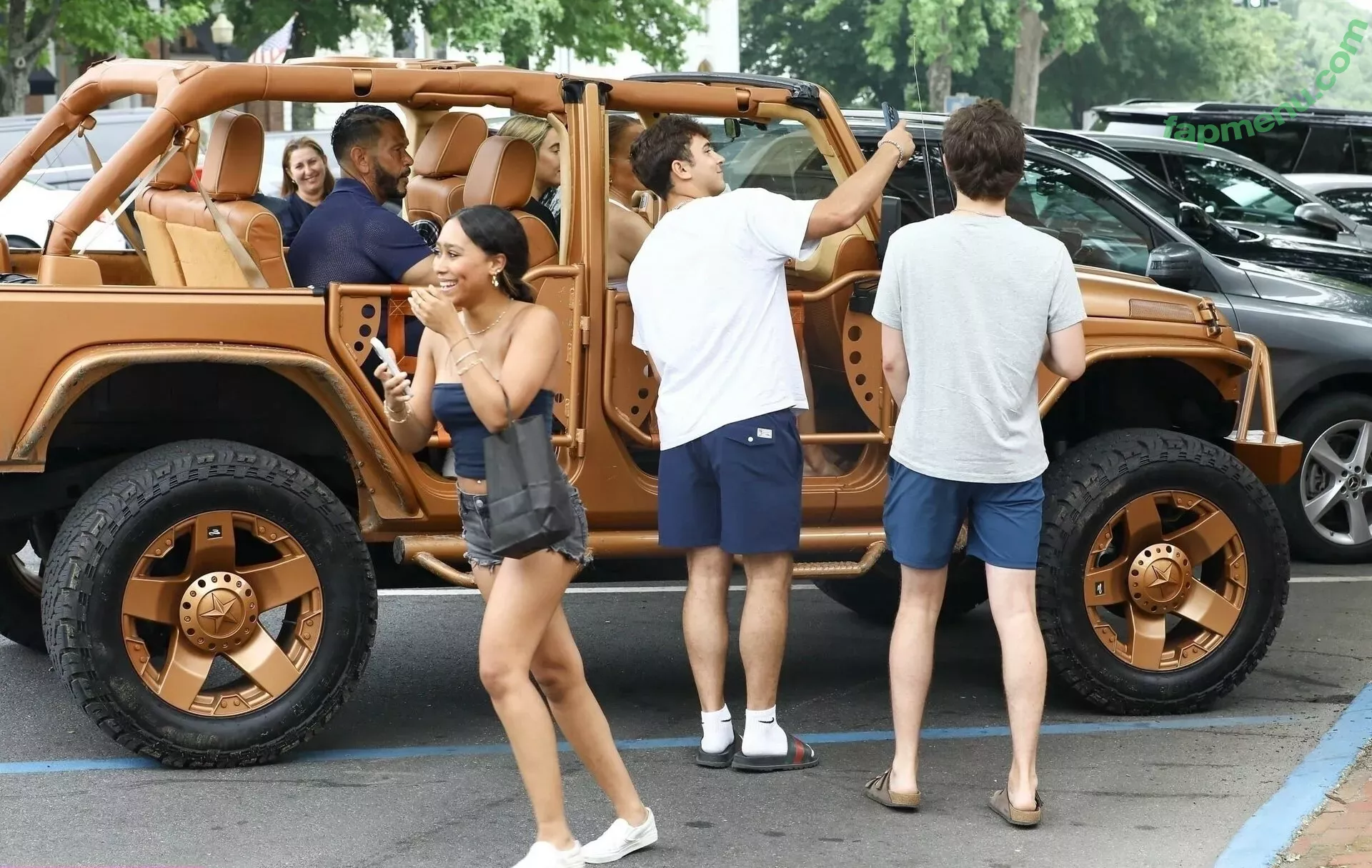 Jennifer Lopez nude photo #3307 (JLo / jennifer_jlo / jenniferlopez)