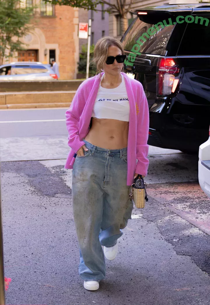 Jennifer Lopez nude photo #3352 (JLo / jennifer_jlo / jenniferlopez)