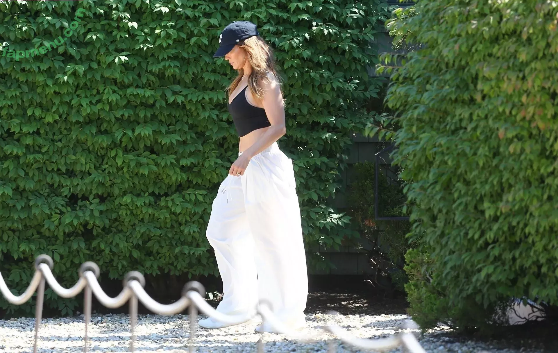 Jennifer Lopez nude photo #3401 (JLo / jennifer_jlo / jenniferlopez)