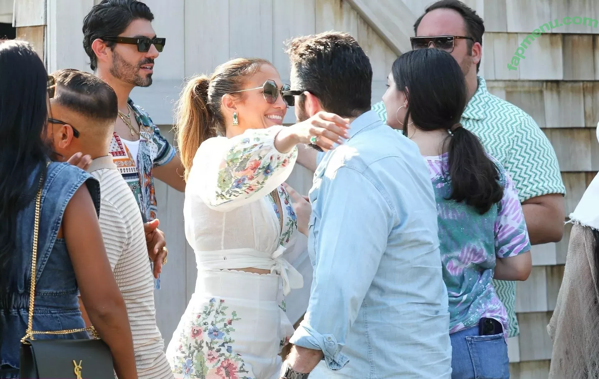 Jennifer Lopez nude photo #3441 (JLo / jennifer_jlo / jenniferlopez)