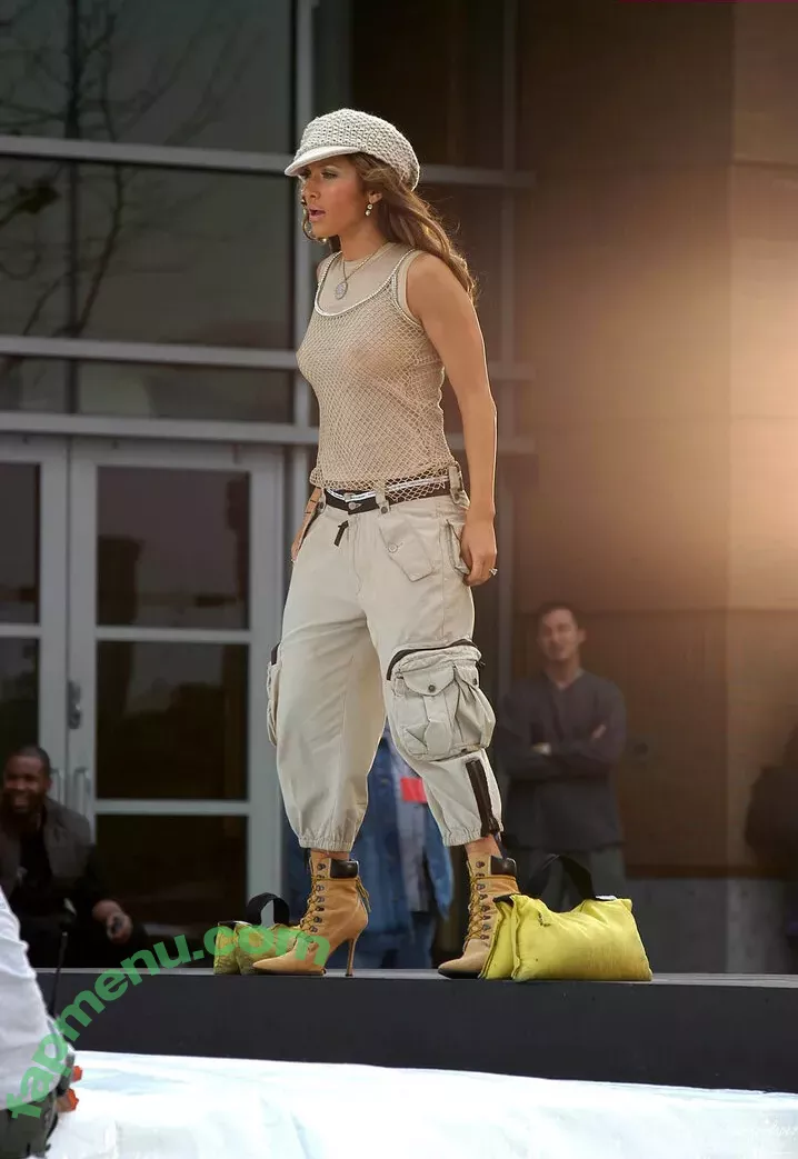 Jennifer Lopez nude photo #3597 (JLo / jenniferlopez)