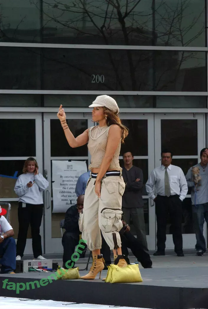 Jennifer Lopez nude photo #3606 (JLo / jenniferlopez)