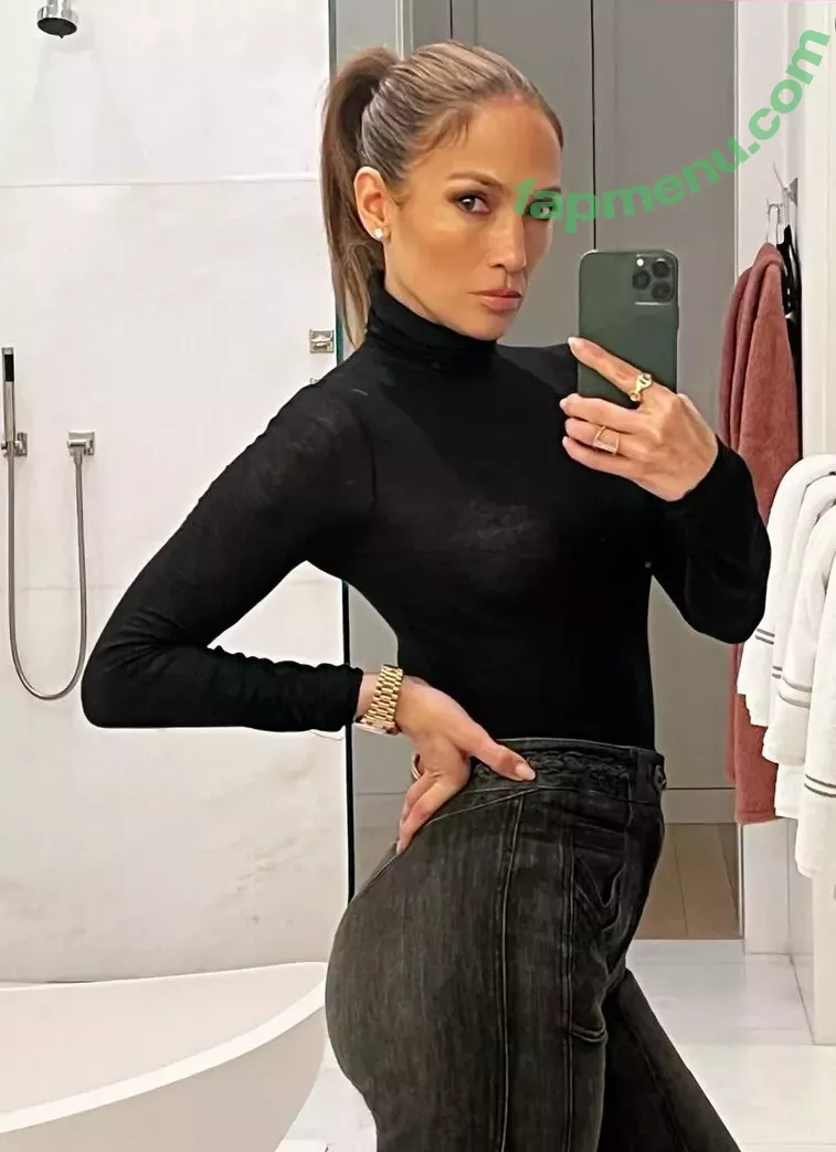 Jennifer Lopez nude photo #3621 (JLo / jennifer_jlo / jenniferlopez)