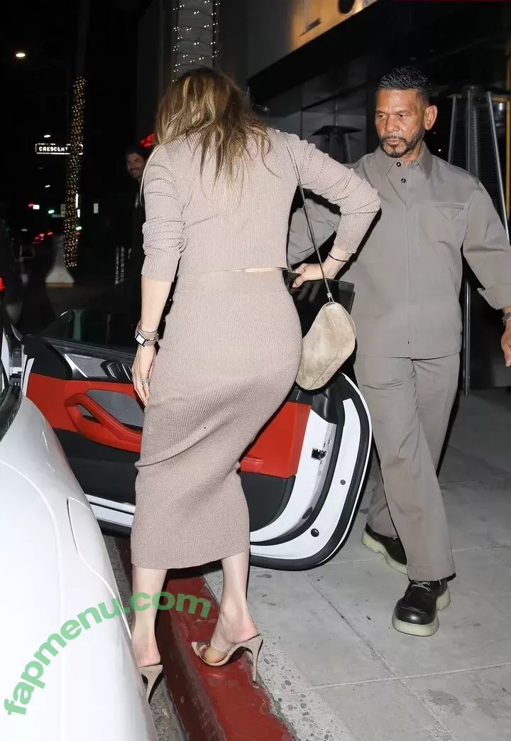 Jennifer Lopez nude photo #3720 (JLo / jenniferlopez)