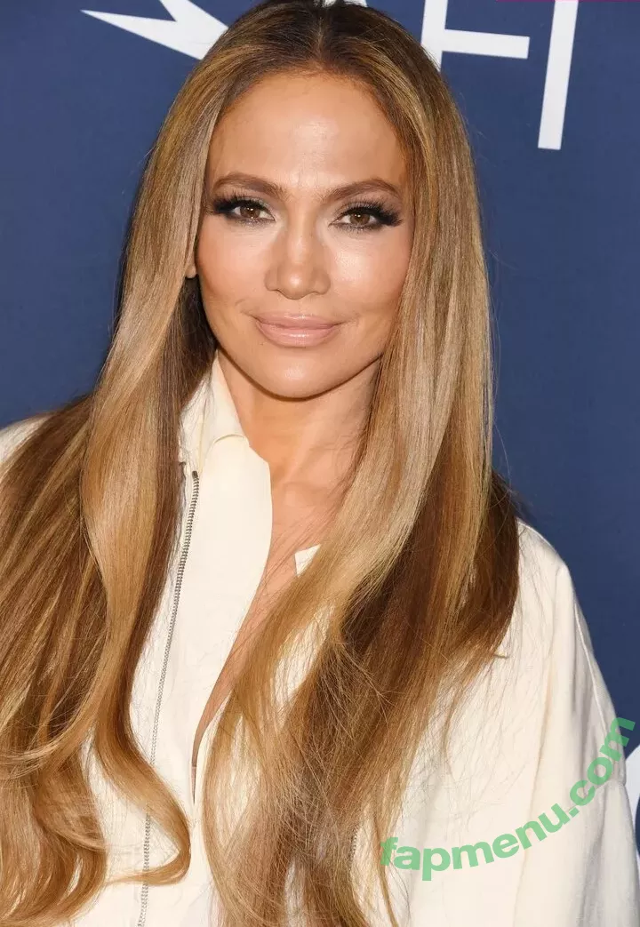 Jennifer Lopez nude photo #3736 (JLo / jenniferlopez)