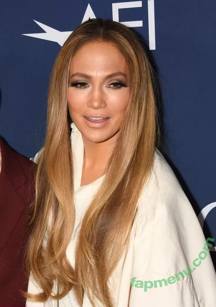 Jennifer Lopez nude photo #3752 (JLo / jenniferlopez)