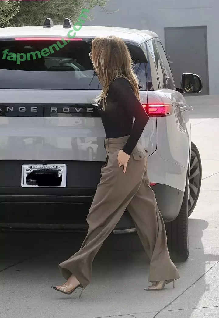 Jennifer Lopez nude photo #3772 (JLo / jenniferlopez)