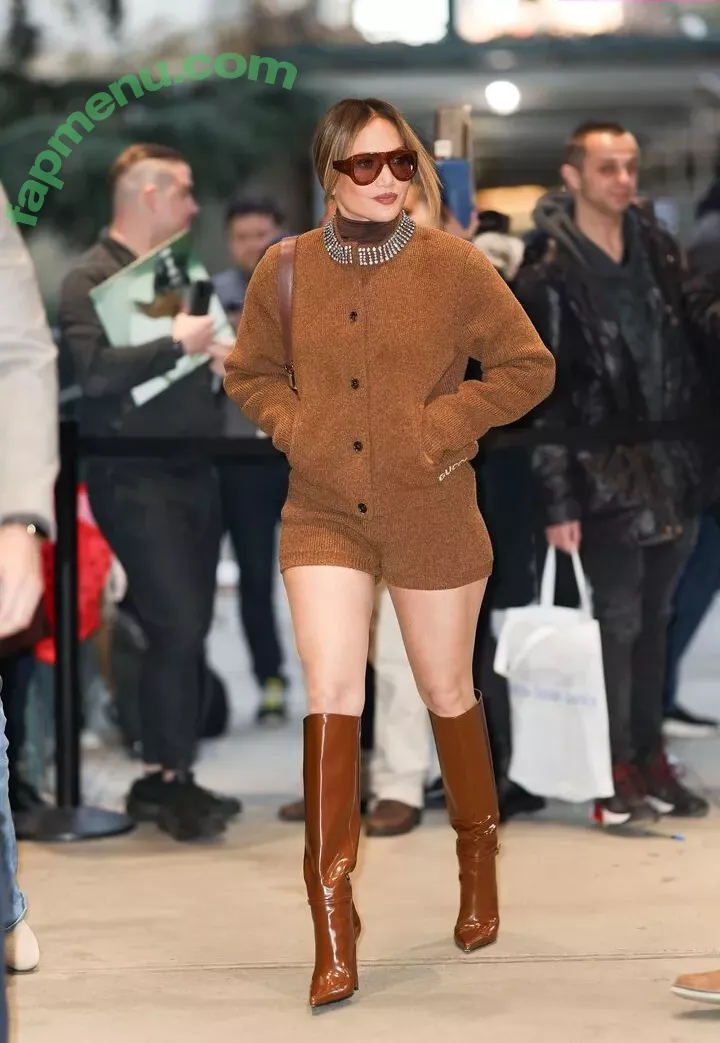 Jennifer Lopez nude photo #3805 (JLo / jenniferlopez)