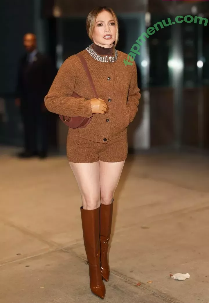 Jennifer Lopez nude photo #3812 (JLo / jenniferlopez)