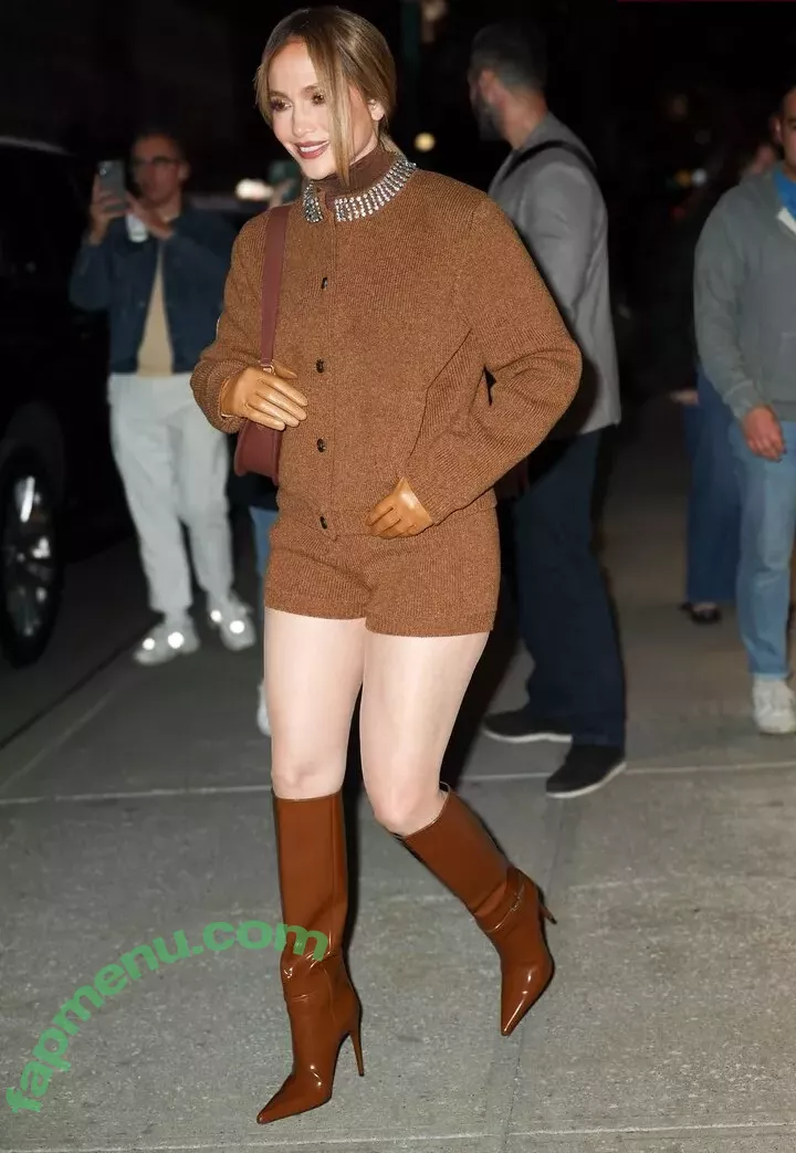 Jennifer Lopez nude photo #3818 (JLo / jenniferlopez)