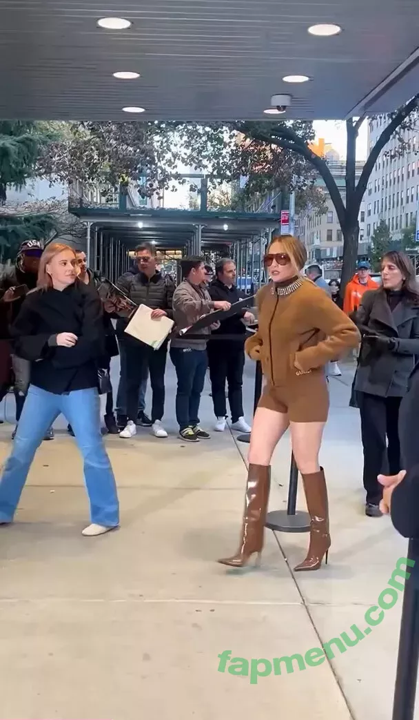 Jennifer Lopez nude photo #3821 (JLo / jenniferlopez)