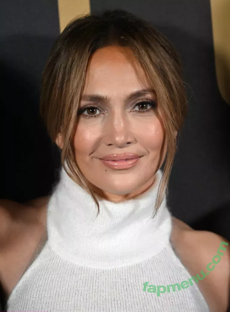 Jennifer Lopez nude photo #3849 (JLo / jenniferlopez)