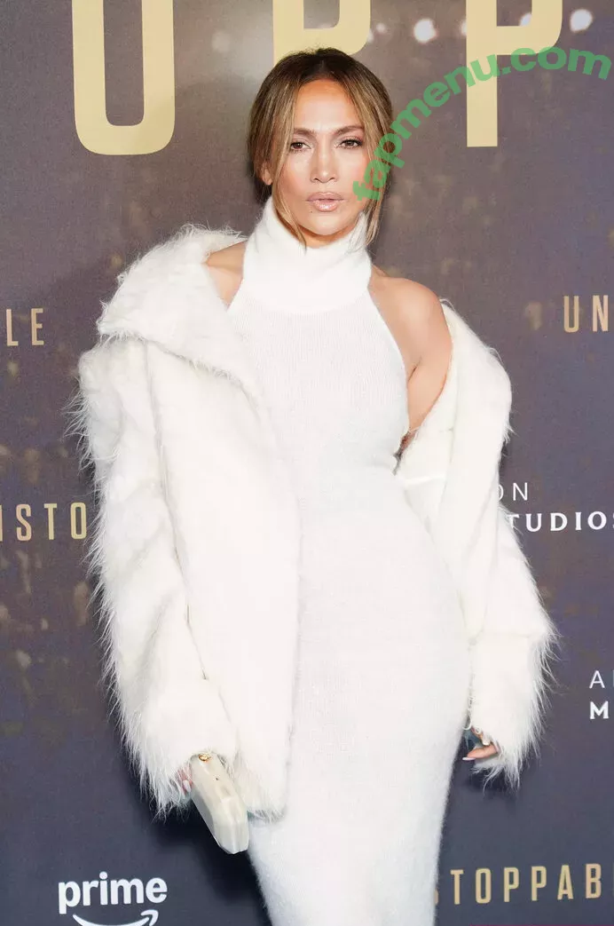 Jennifer Lopez nude photo #3870 (JLo / jenniferlopez)