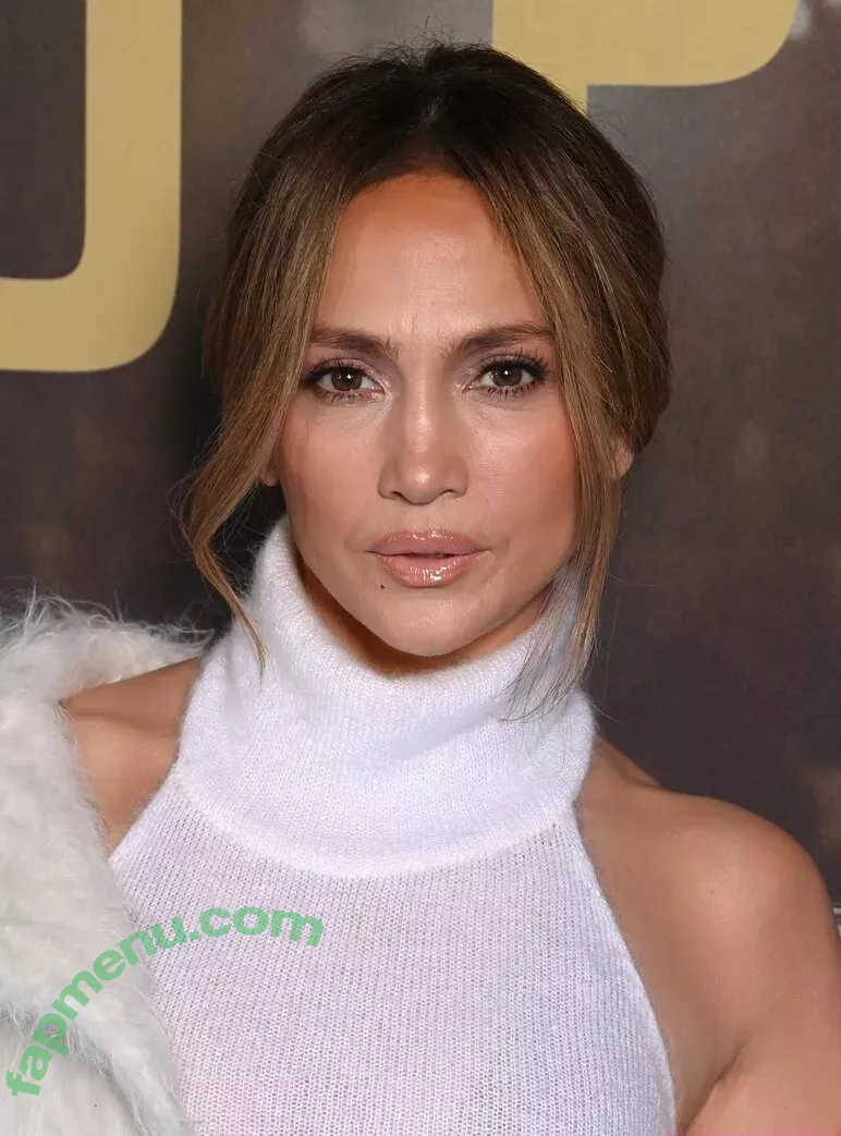 Jennifer Lopez nude photo #3875 (JLo / jenniferlopez)