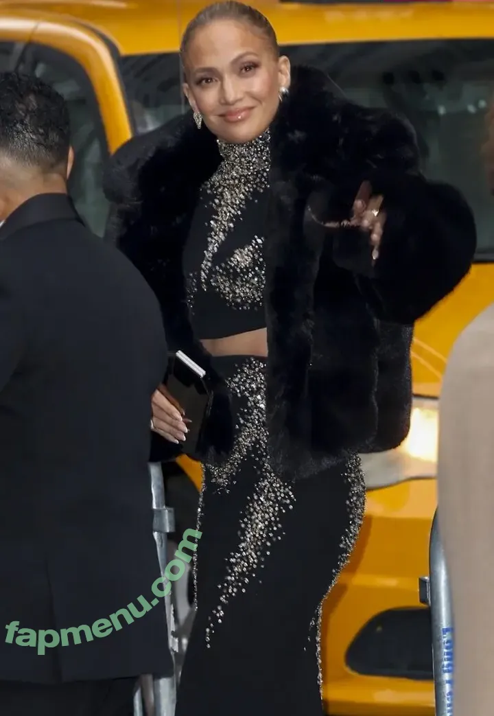 Jennifer Lopez nude photo #4506 (JLo / jenniferlopez)