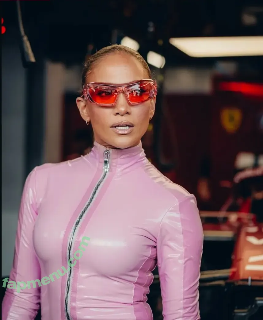 Jennifer Lopez nude photo #4530 (JLo / jenniferlopez)