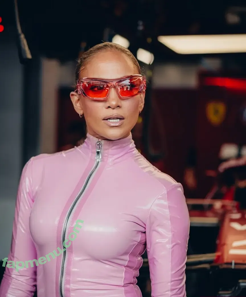 Jennifer Lopez nude photo #4551 (JLo / jenniferlopez)