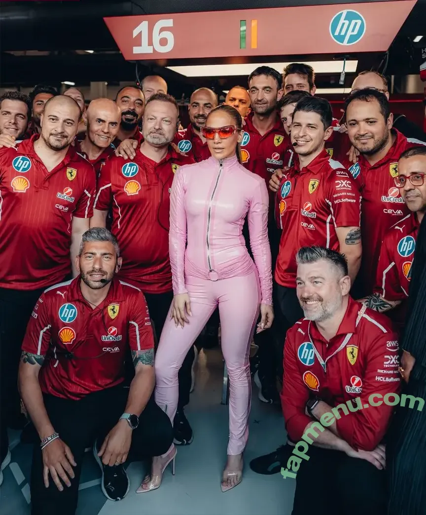 Jennifer Lopez nude photo #4554 (JLo / jenniferlopez)