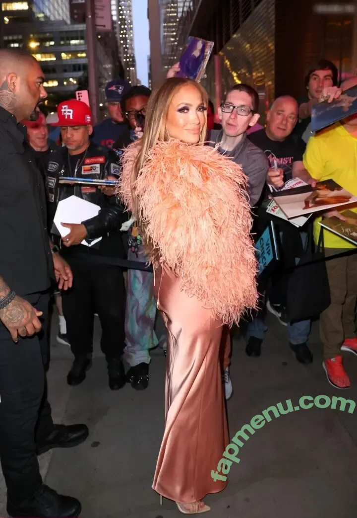 Jennifer Lopez nude photo #4614 (JLo / jenniferlopez)
