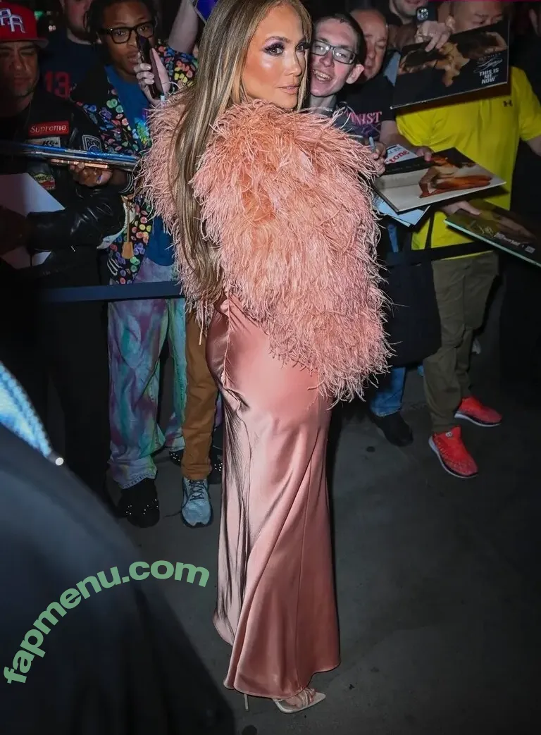 Jennifer Lopez nude photo #4630 (JLo / jenniferlopez)