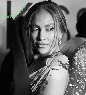 Jennifer Lopez / JLo / jenniferlopez nude photo #5000