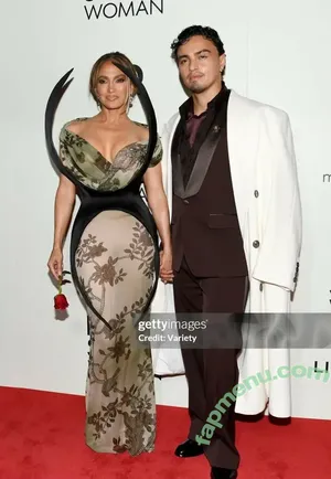 Jennifer Lopez / JLo / jennifer_jlo / jenniferlopez nude photo #5106