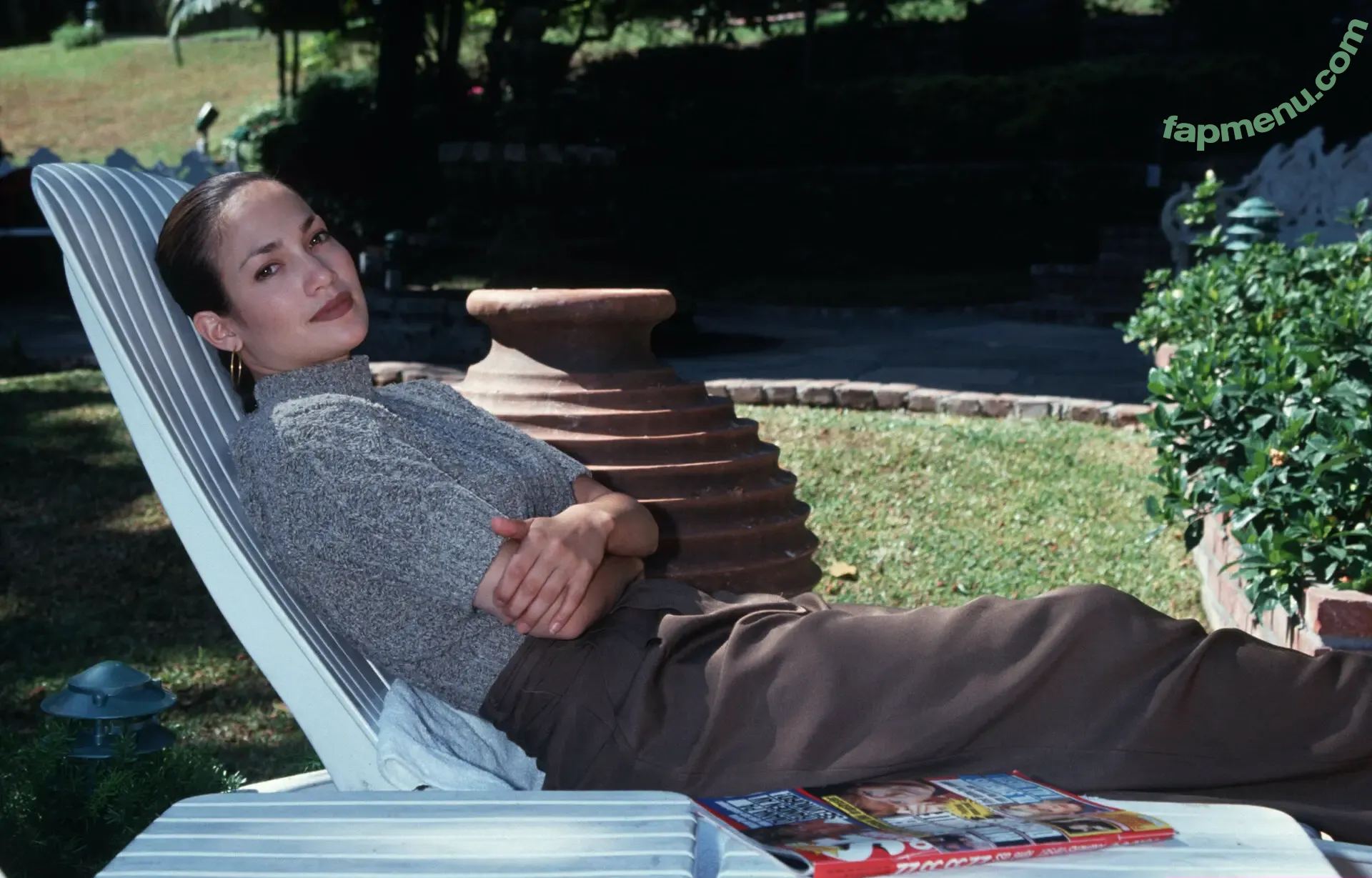 Jennifer Lopez nude photo #5049 (JLo / jenniferlopez)