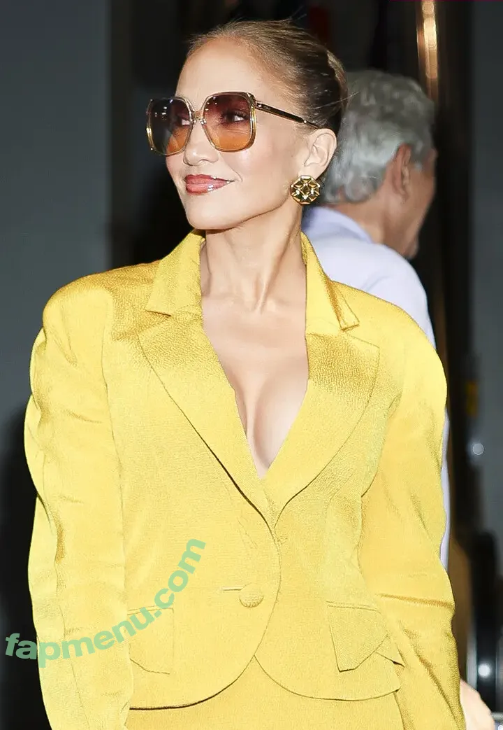 Jennifer Lopez nude photo #5061 (JLo / jenniferlopez)