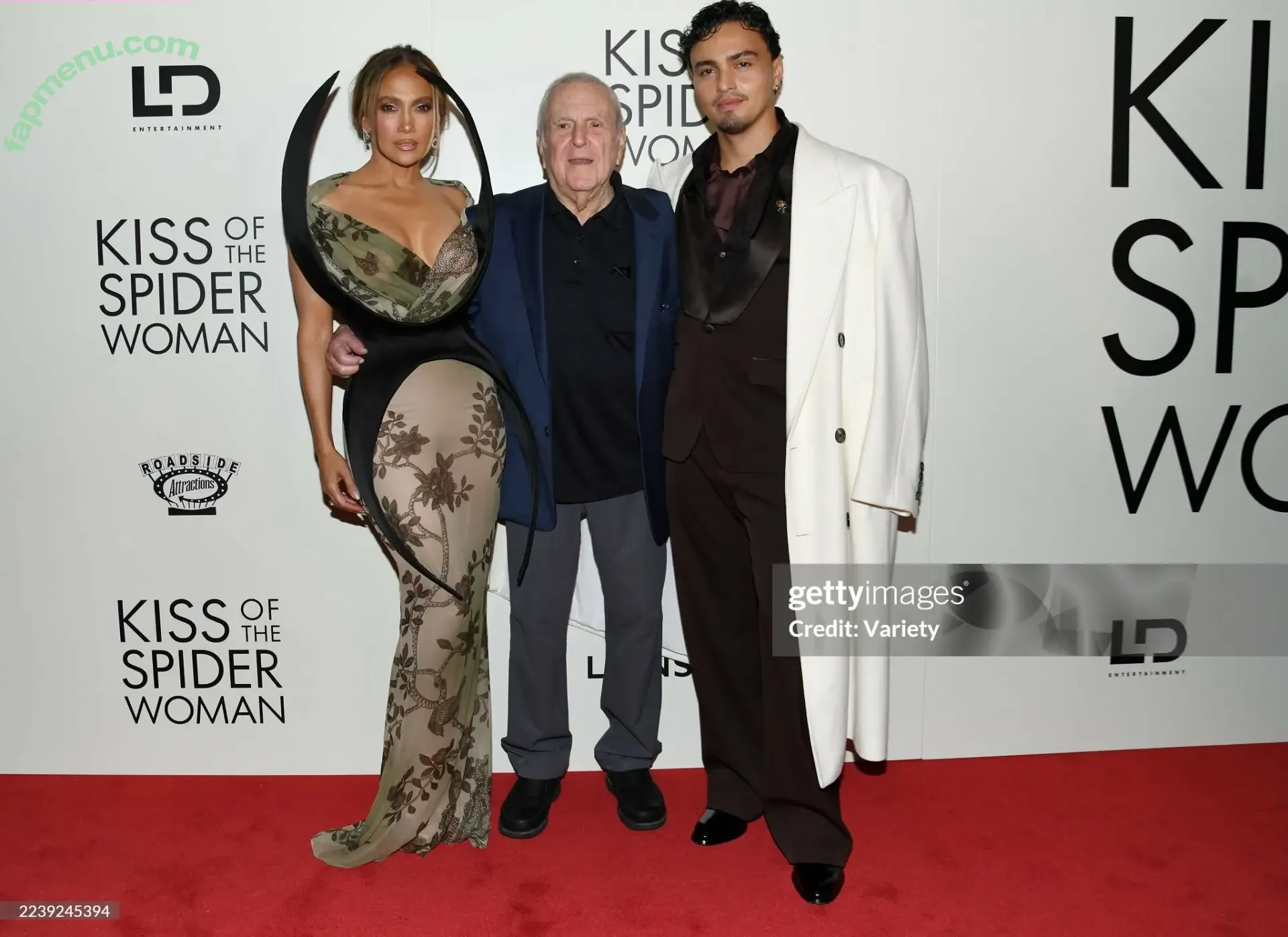 Jennifer Lopez nude photo #5095 (JLo / jenniferlopez)