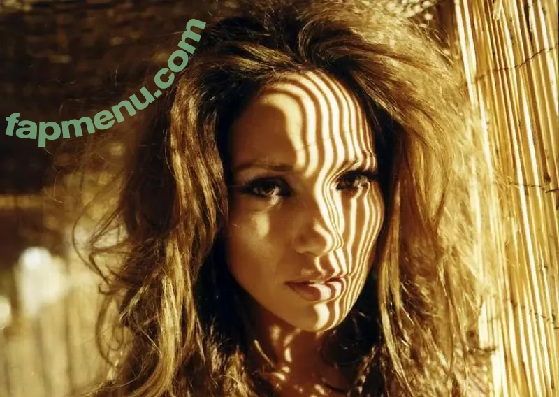 Jennifer Lopez nude photo #5202 (JLo / _jeenni2 / jennifer_jlo)