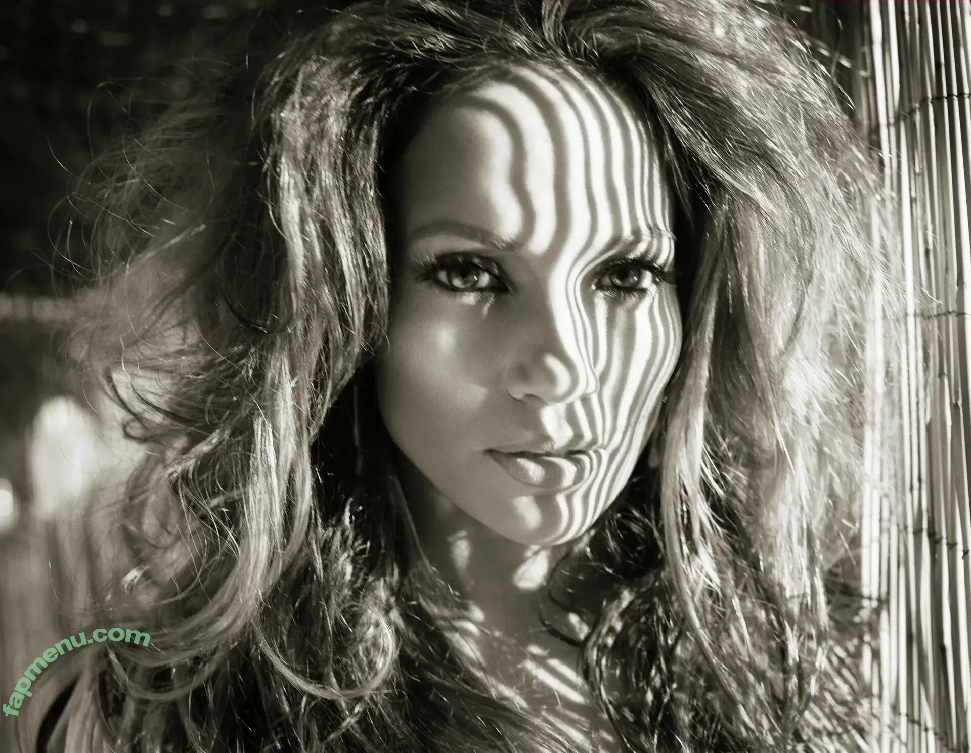 Jennifer Lopez nude photo #5204 (JLo / _jeenni2 / jennifer_jlo)