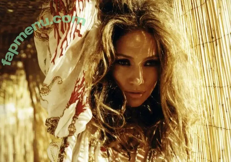 Jennifer Lopez nude photo #5205 (JLo / _jeenni2 / jennifer_jlo)